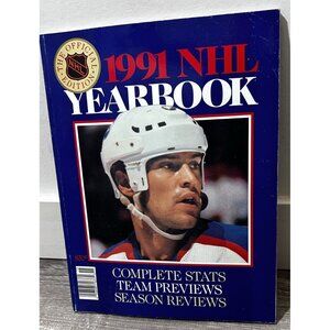 1991 NHL Yearbook Mark Messier Edmonton Oilers Cover Hockey Paperback